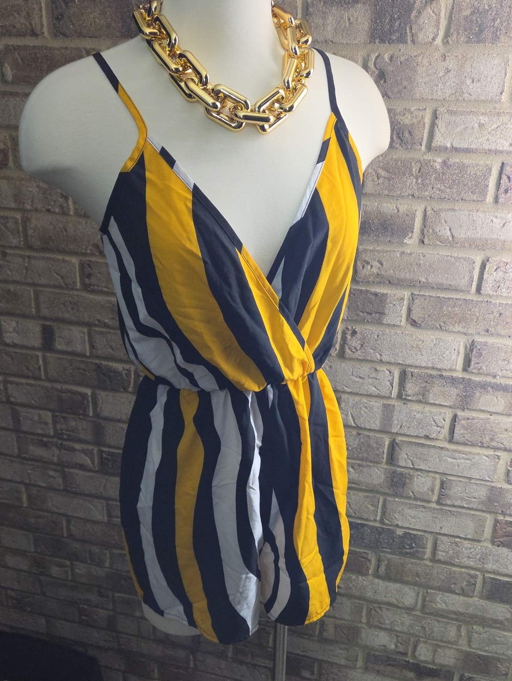 SHEIN Striped Vertical Stripe Wrap Cami Romper Playsuit